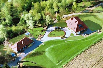 Польща Privát Uherce Mineralne, Екстер'єр